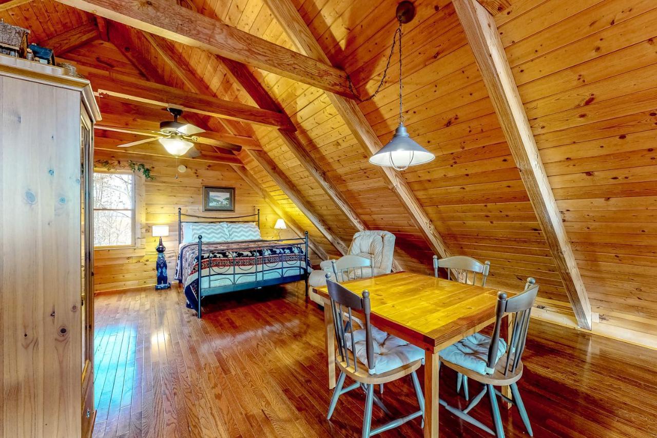 Lazy Bear Lodge Sevierville Ngoại thất bức ảnh