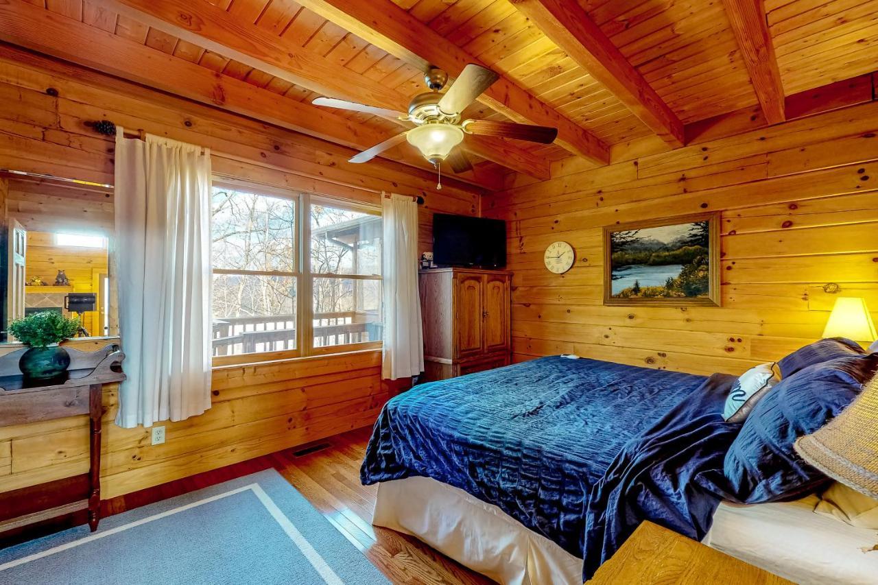 Lazy Bear Lodge Sevierville Ngoại thất bức ảnh