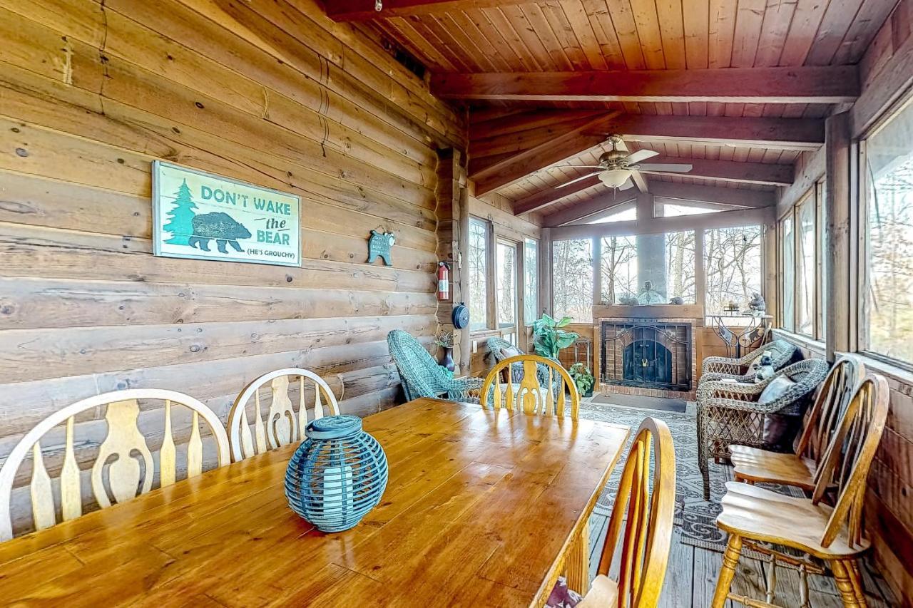 Lazy Bear Lodge Sevierville Ngoại thất bức ảnh
